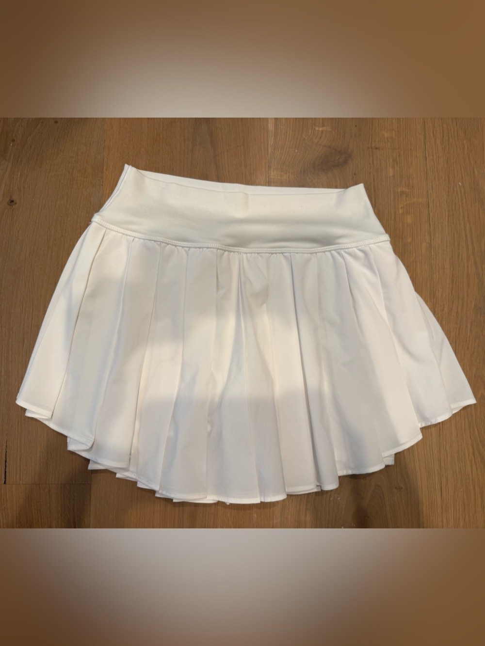 OFFLINE by Aerie Pleated White Tennis Skirt